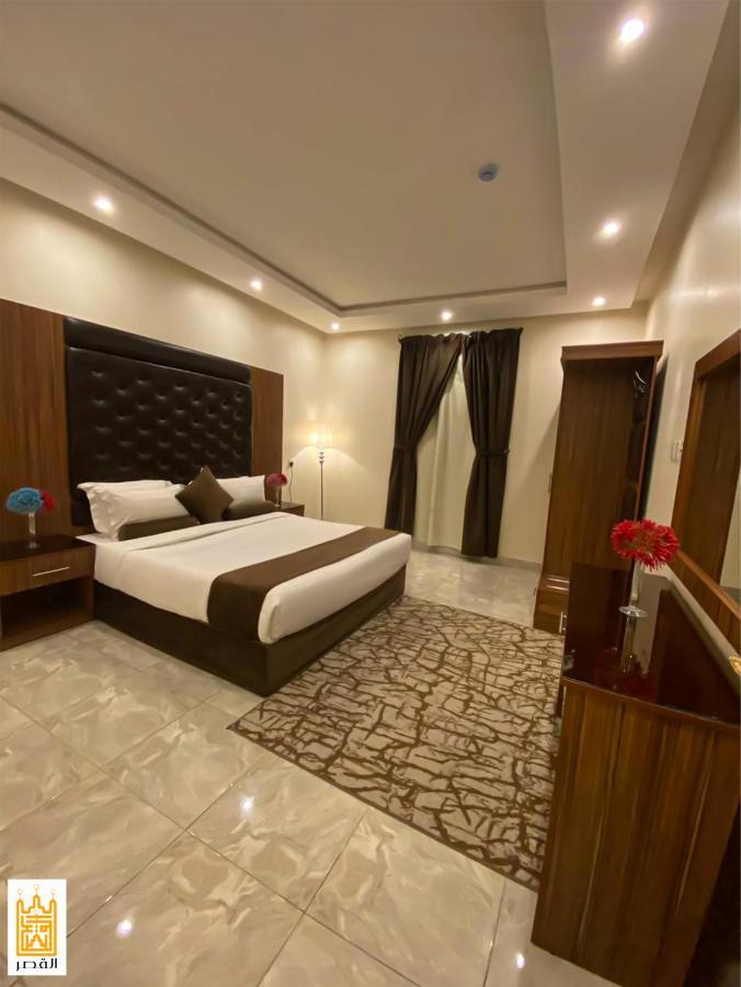 القصر للاجنحة الفندقية الإسكان Khamis Mushait Exterior photo